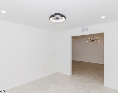 5410 Double Eagle Circle - Photo Thumbnail 15