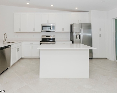 5410 Double Eagle Circle - Photo Thumbnail 10