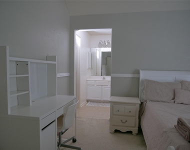 17619 Emerald Garden Lane - Photo Thumbnail 19