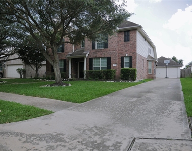 17619 Emerald Garden Lane - Photo Thumbnail 1