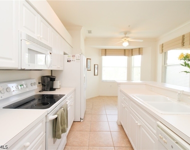 3820 Sawgrass Way - Photo Thumbnail 22