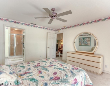 2462 Hidden Lake Drive - Photo Thumbnail 15