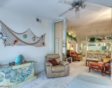 2462 Hidden Lake Drive - Photo Thumbnail 9