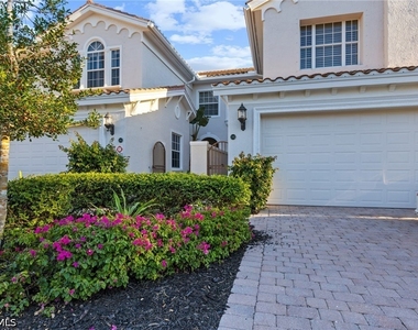 9079 Cascada Way - Photo Thumbnail 2