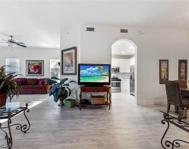 9079 Cascada Way - Photo Thumbnail 10