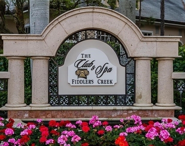 9079 Cascada Way - Photo Thumbnail 43