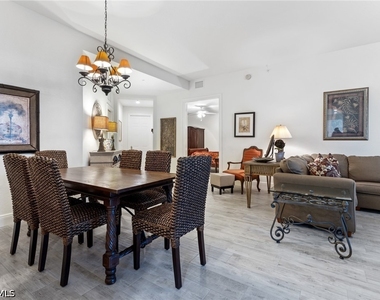 9079 Cascada Way - Photo Thumbnail 8