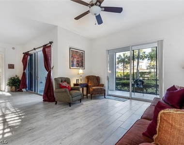 9079 Cascada Way - Photo Thumbnail 13
