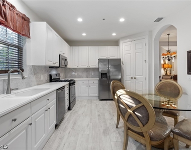 9079 Cascada Way - Photo Thumbnail 15