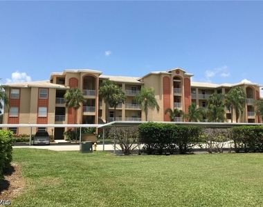 9500 Highland Woods Boulevard - Photo Thumbnail 3
