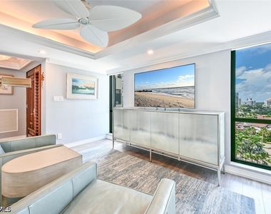 4551 Gulf Shore Boulevard N - Photo Thumbnail 21
