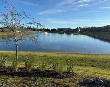 3725 Sapphire Cove Circle E - Photo Thumbnail 16