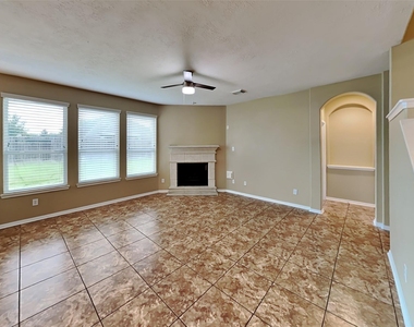 5718 Emerald Brook Lane - Photo Thumbnail 3