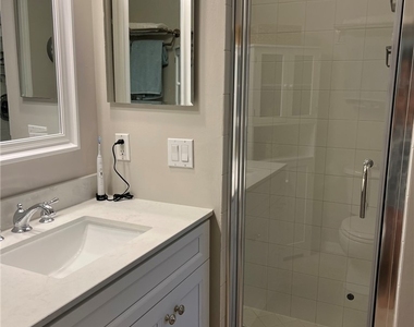 2815 Cypress Trace Circle - Photo Thumbnail 9