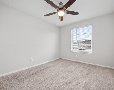 4818 Blue Jacaranda Way - Photo Thumbnail 25