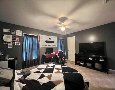 15126 Turkey Creek Drive - Photo Thumbnail 22