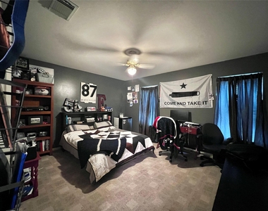 15126 Turkey Creek Drive - Photo Thumbnail 23