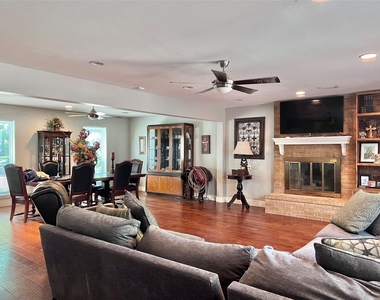 15126 Turkey Creek Drive - Photo Thumbnail 6