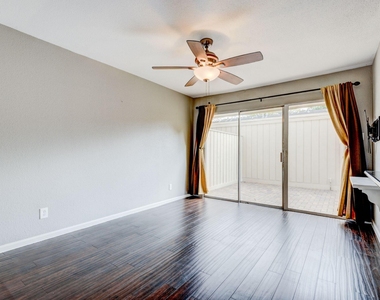 6444 Burgoyne Road - Photo Thumbnail 5
