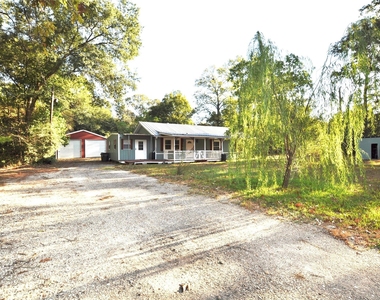208 Blue Lake Drive - Photo Thumbnail 8