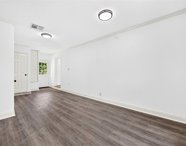 9211 Clearway Drive - Photo Thumbnail 19