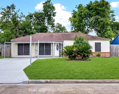 9211 Clearway Drive - Photo Thumbnail 1