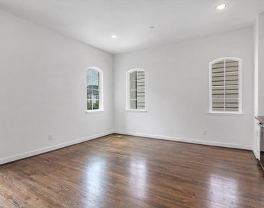 5521 Petty Street - Photo Thumbnail 19