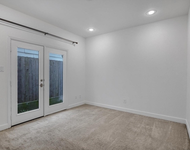 5521 Petty Street - Photo Thumbnail 7