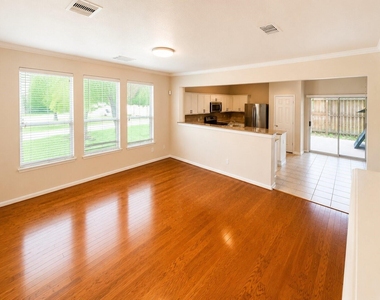 13119 Stratford Skies Ln Lane - Photo Thumbnail 2