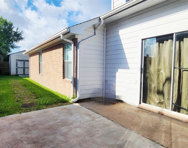 213 Mango Street - Photo Thumbnail 43