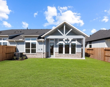 10114 Native Grove Drive - Photo Thumbnail 27