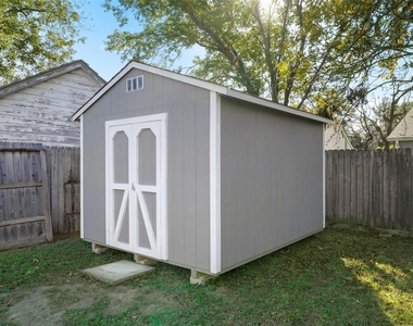906 Gale Street - Photo Thumbnail 18
