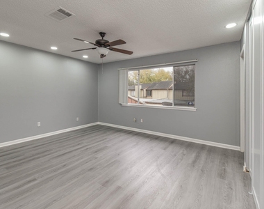 12543 Wellington Park Drive - Photo Thumbnail 17