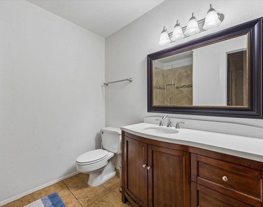 1908 Augusta Drive - Photo Thumbnail 9