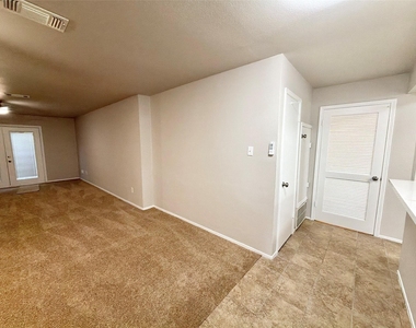 857 Wax Myrtle Lane - Photo Thumbnail 13