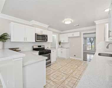 12522 Magnolia Canyon - Photo Thumbnail 8