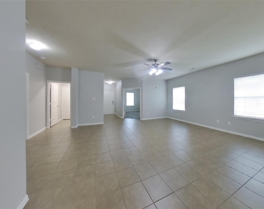 2122 Hackberry Bank Lane - Photo Thumbnail 2