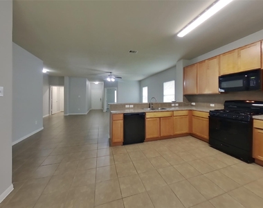 2122 Hackberry Bank Lane - Photo Thumbnail 4