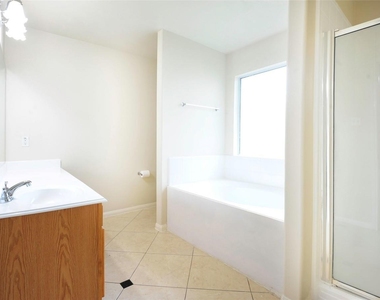 7023 Shaman Lane - Photo Thumbnail 12