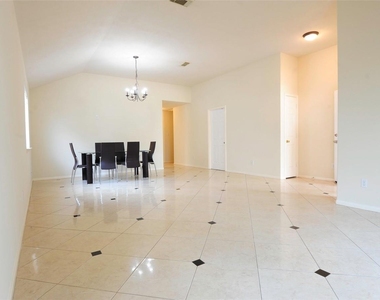 7023 Shaman Lane - Photo Thumbnail 8