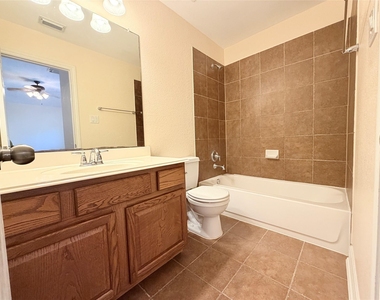 28015 Silverstream Court - Photo Thumbnail 23