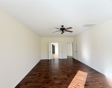 28015 Silverstream Court - Photo Thumbnail 13