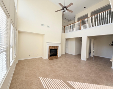 28015 Silverstream Court - Photo Thumbnail 3