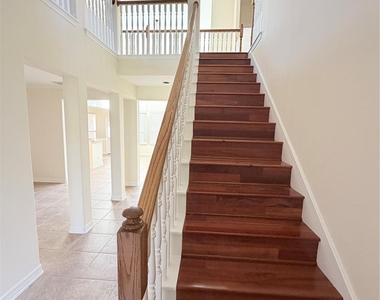 28015 Silverstream Court - Photo Thumbnail 19
