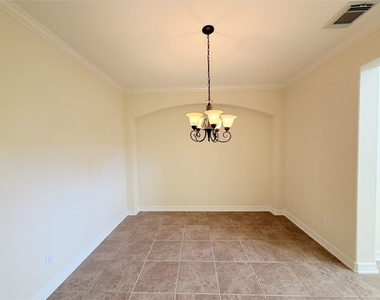 28015 Silverstream Court - Photo Thumbnail 10