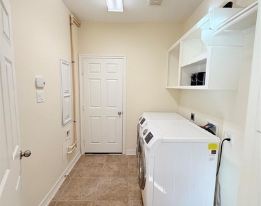 28015 Silverstream Court - Photo Thumbnail 8