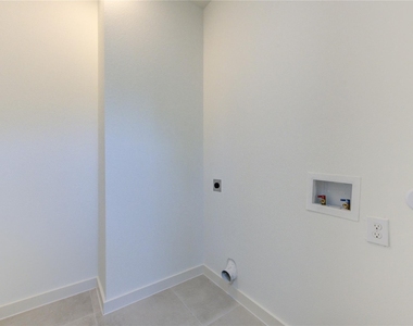 7120 Eastwood Street - Photo Thumbnail 18