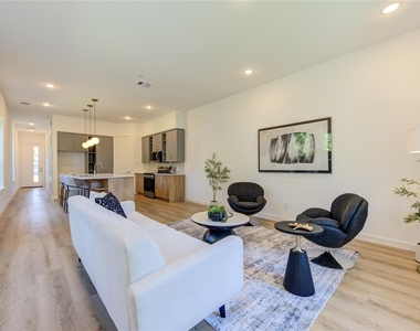 7120 Eastwood Street - Photo Thumbnail 3