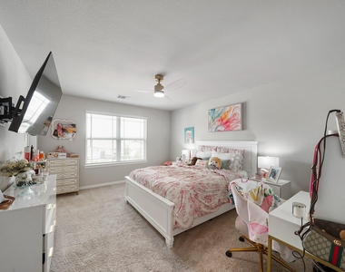 32423 Fly Fish Way - Photo Thumbnail 26