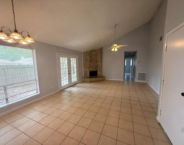 3103 Trembling Creek Circle - Photo Thumbnail 2